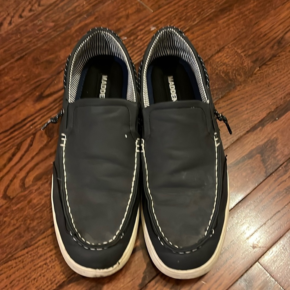 Men’s Madden Navy loafers